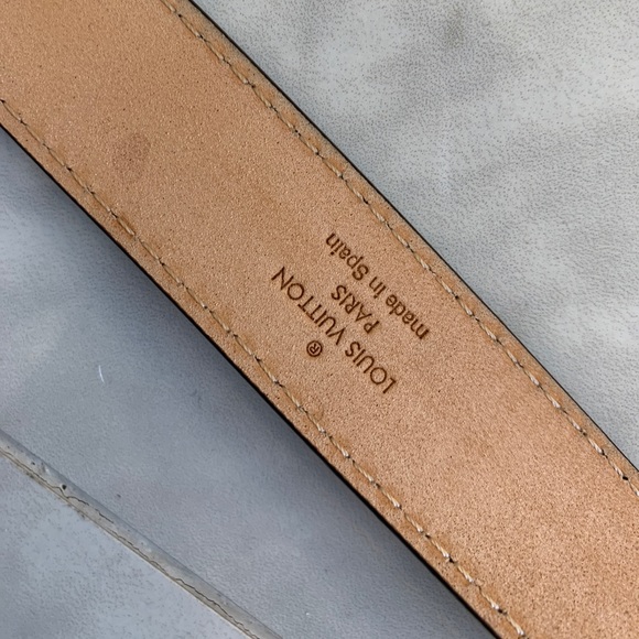 Louis Vuitton belt - Picture 9 of 13